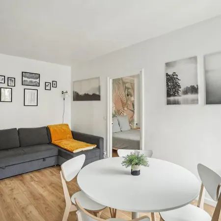 Beautiful 10 Minutes Walk From The Eiffel Tower Appartamento Parigi